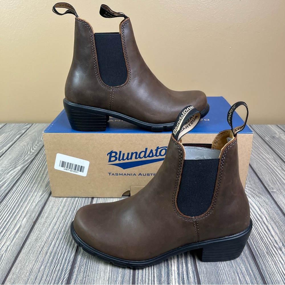 Blundstone Brown Chelsea Ankle Boots